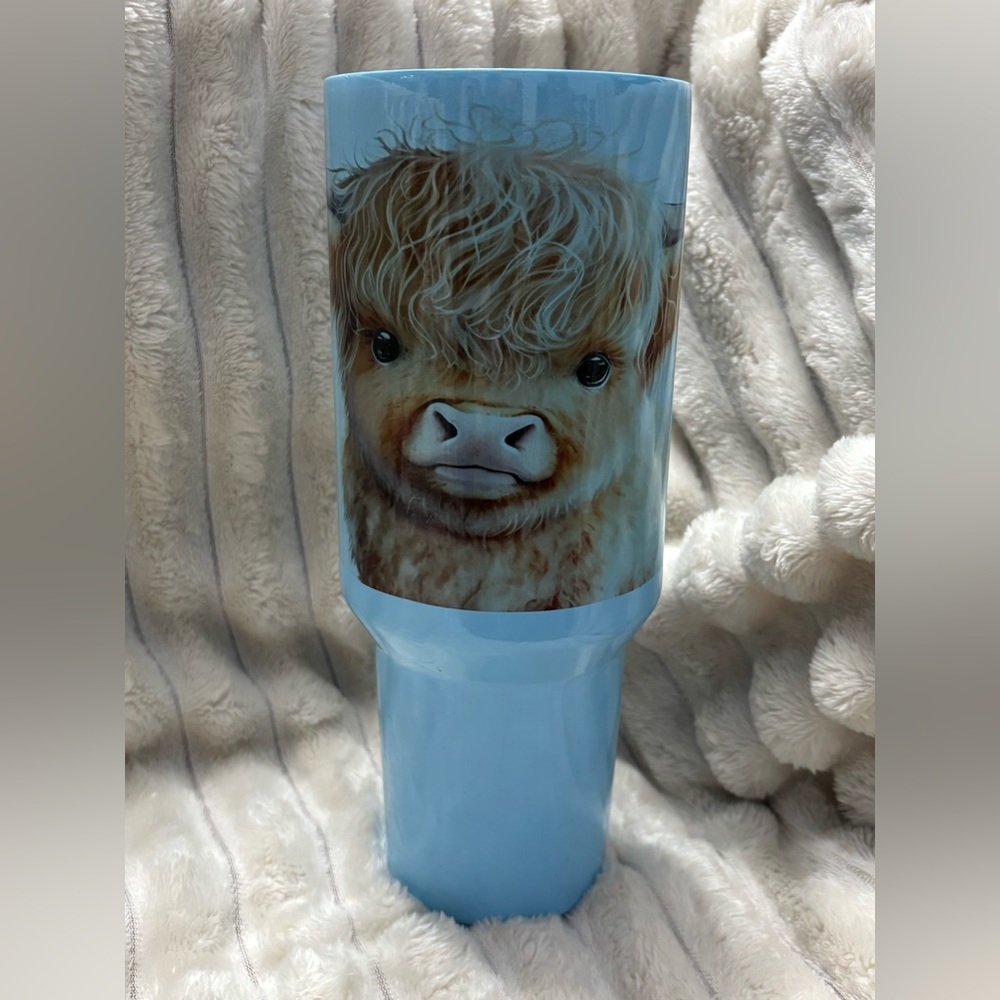 SPECIAL NEW 40 oz Blue Highland Cow Tumbler